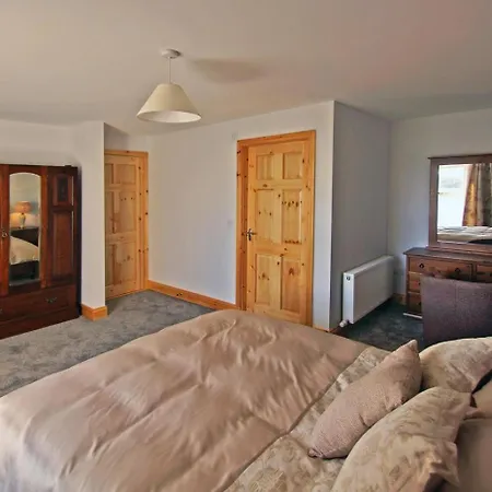 4 Bed In Kilbrittain Oc-i445