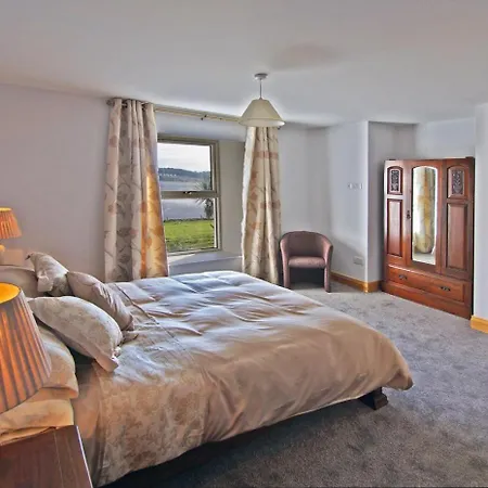 4 Bed In Kilbrittain Oc-i445 Courtmacsherry