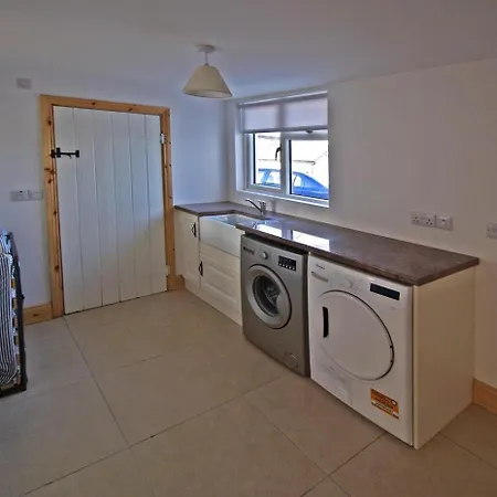 4 Bed In Kilbrittain Oc-i445 Semesterbostad