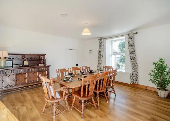 4 Bed In Kilbrittain Oc-i445 Courtmacsherry
